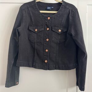 GAP Women's Black Cropped Denim Jacket